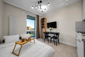1 bedroom, iron/ironing board, free WiFi, bed sheets