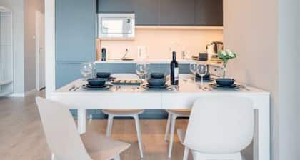 72m2 Manufaktura Prestige Suite with Parking by Rentujemy