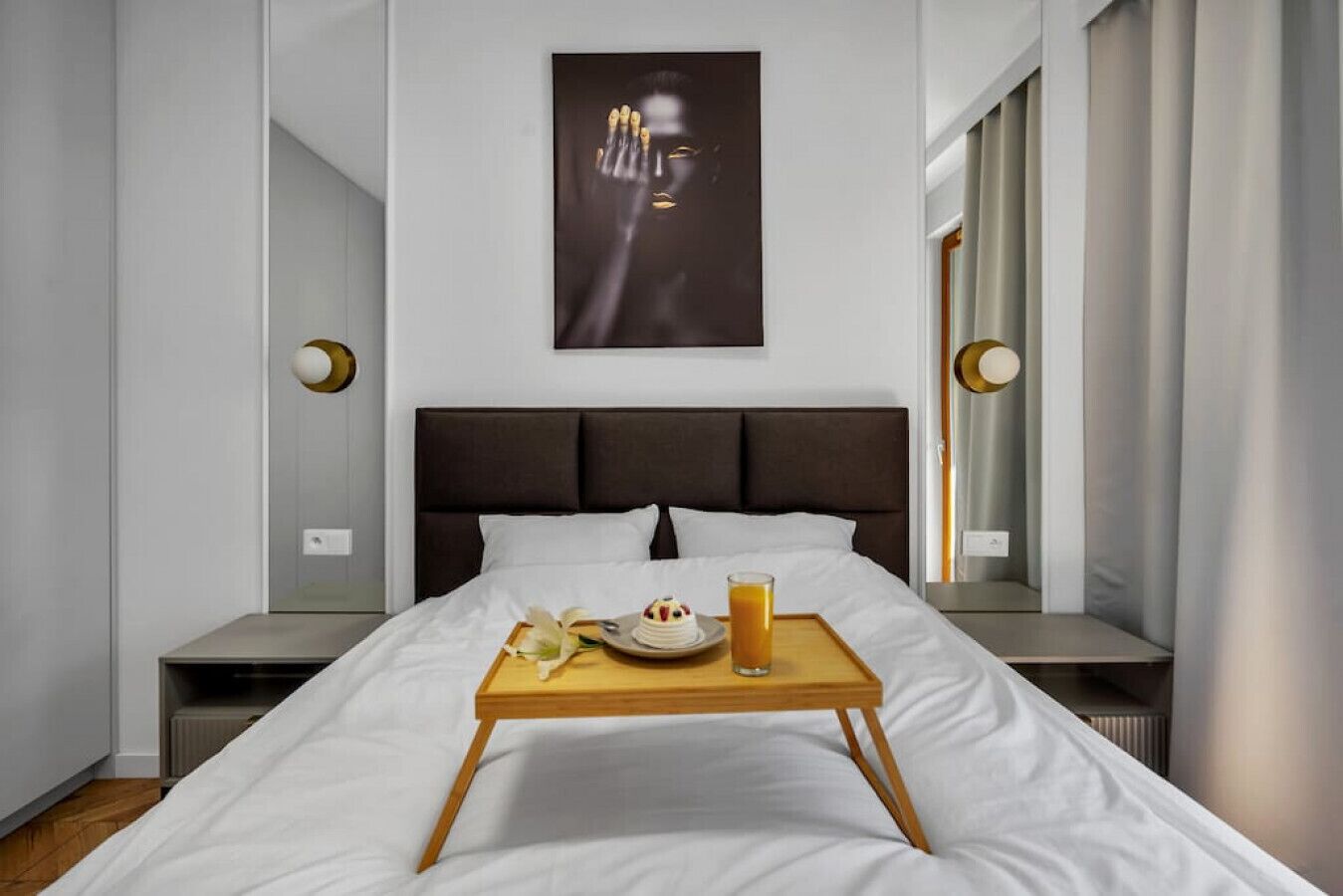 1 quarto, escrivaninha, ferros/tábuas de passar roupa, Wi-Fi de cortesia