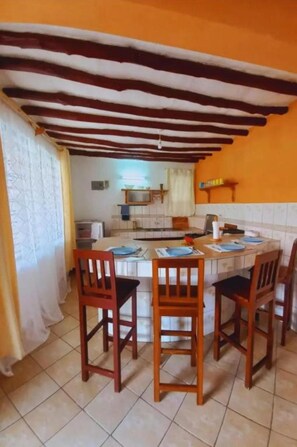 Superior Villa, 3 Bedrooms | Private kitchen | Microwave, dining tables - Casa Villa Diani (Diani Beach)