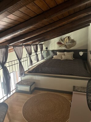 1 bedroom, iron/ironing board, WiFi, bed sheets - HOLIDAY HOME AT THE SEA, San Leone, Agrigento, Sicily (Dune)