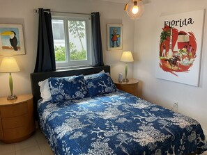 3 habitaciones, escritorio, tabla de planchar con plancha y wifi 