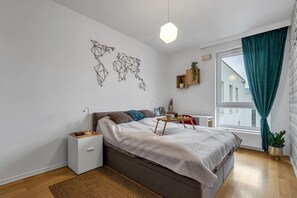 1 chambre, bureau, fer et planche à repasser, Wi-Fi gratuit