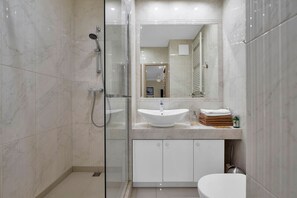 Hair dryer, towels