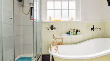 House | Bathroom | Separate tub and shower, deep soaking tub, towels