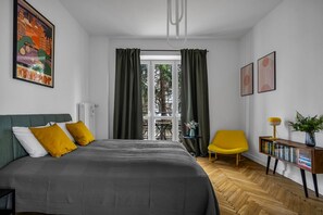 2 bedrooms, desk, iron/ironing board, free WiFi