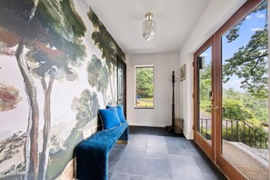 House | 5 bilik tidur