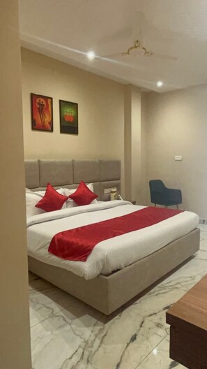 Chambres insonorisées, Wi-Fi gratuit, draps fournis