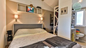 3 Schlafzimmer, Bügeleisen/Bügelbrett