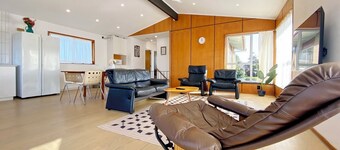 Waterfront villa near IKEA and Sylvia Park