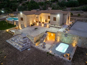 Spa - Villa Domus Sicilia - Charming Living (Modica)