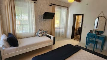 小型客房 | 高档床上用品、熨斗/熨板、免费 WiFi、床单