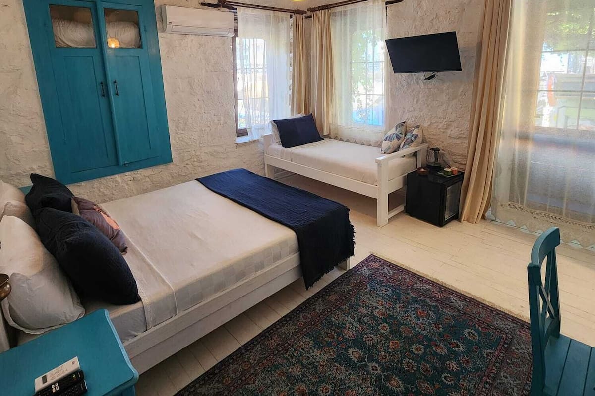Junior Room