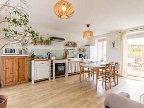 Frigorífic, microones, forn i rentaplats 