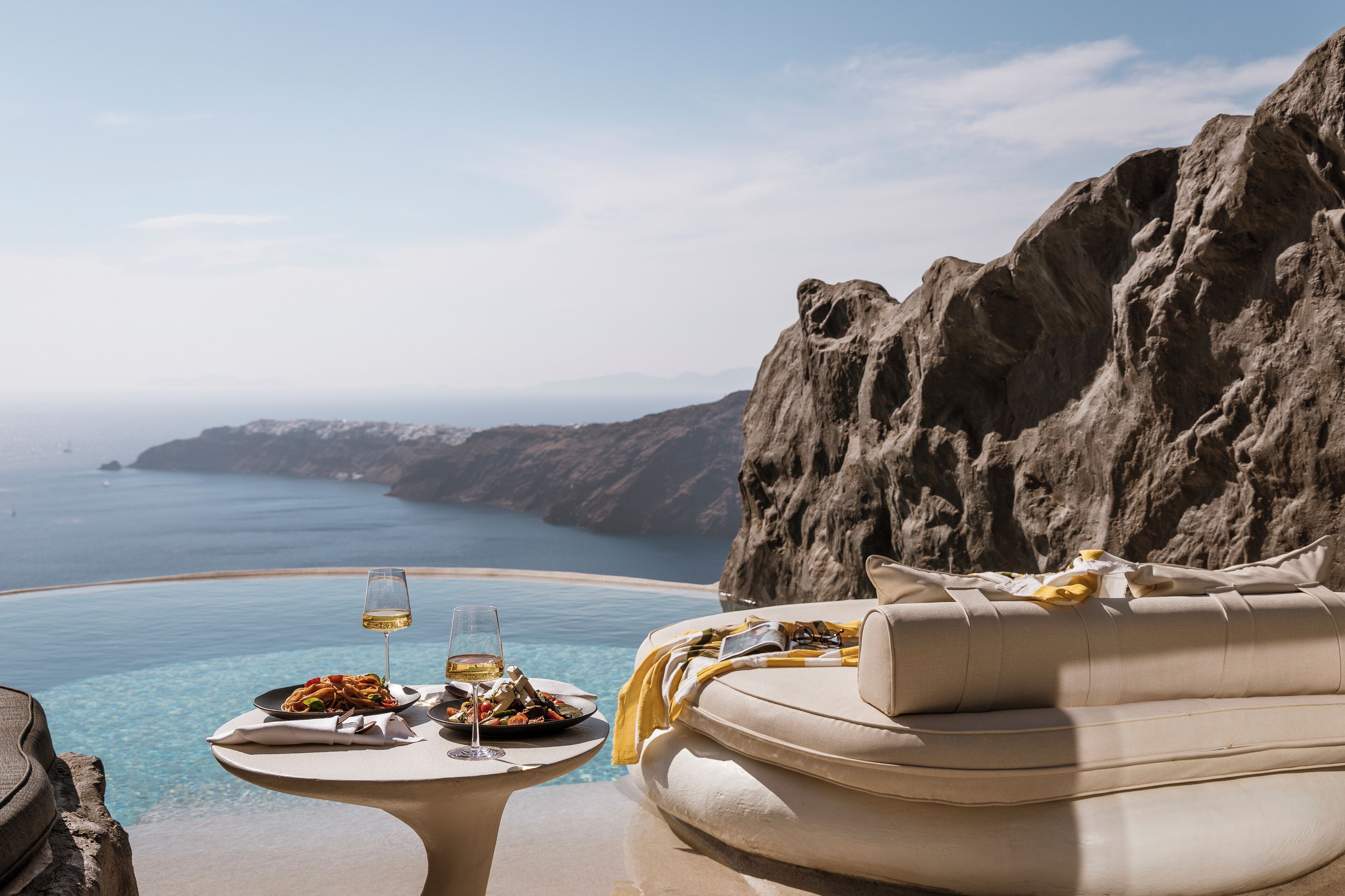 One of One Hotel Santorini room 3