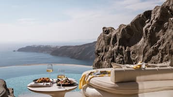 Sunset Suite Caldera View with Private Pool | Balcony view