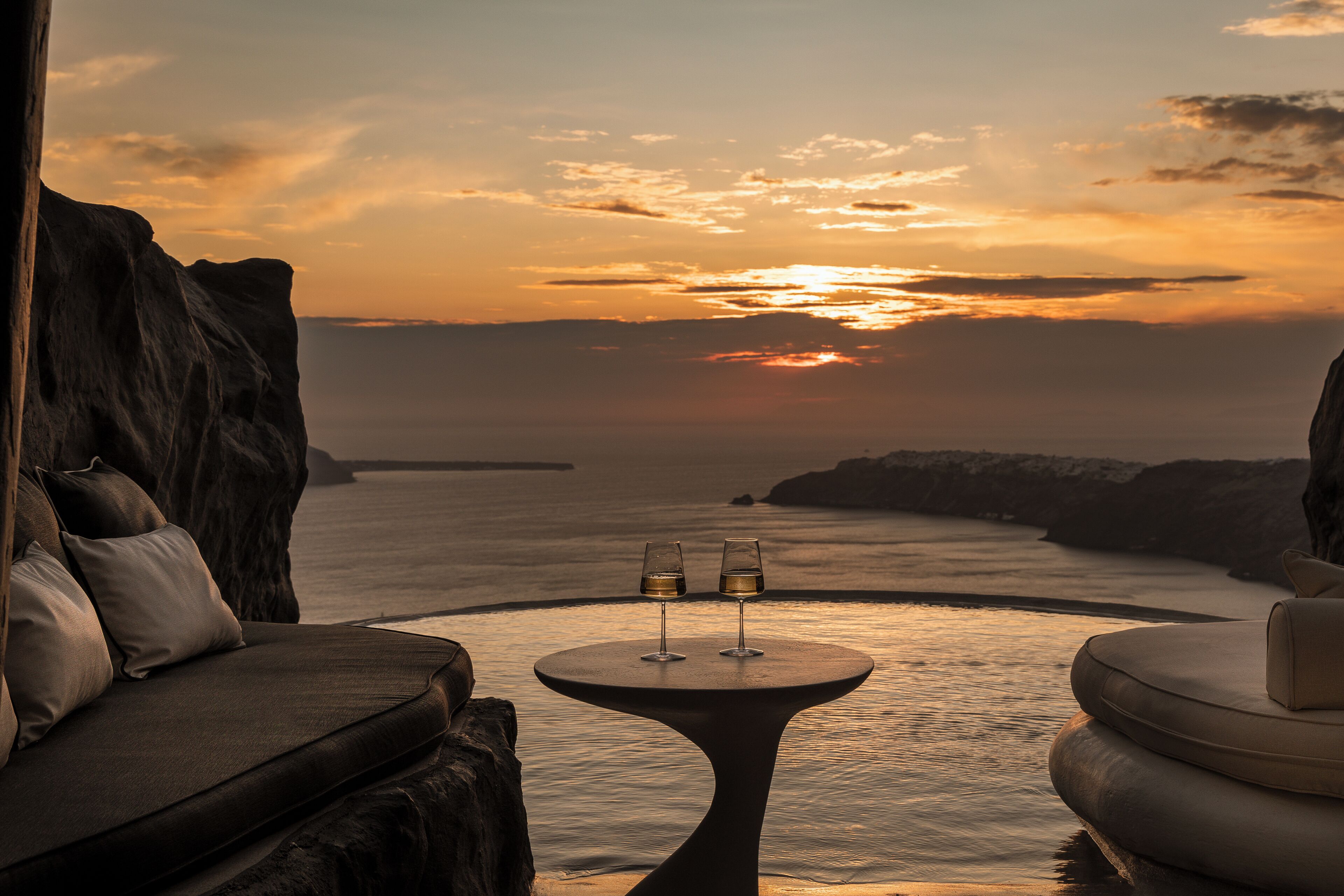 Cave Suite Caldera View with Private Pool | View from room