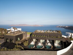 Sunrise Suite Sea View with Private Pool - One of One Hotel (Santorini)