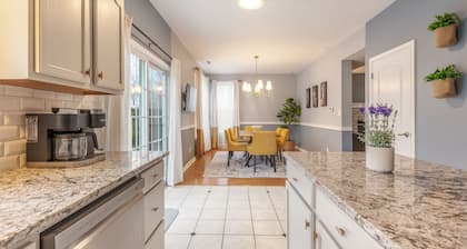 Grand Park Home, 10 min to Westfield Downtown