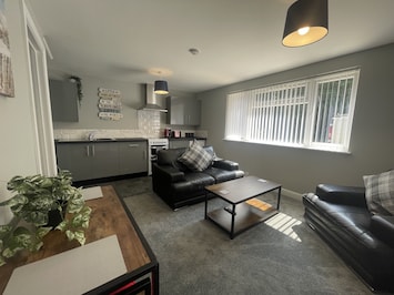 Lounge kitchen