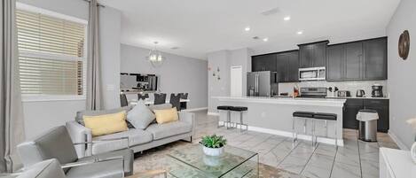 Téléviseur, bureau