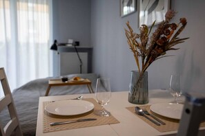 Strykejern/-brett, wi-fi (inkludert) og sengetøy