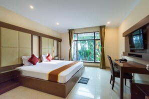 Room - Collection O 5164 Lake View Resort (Howrah)