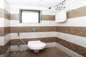 Camera Classic | Bagno | Doccia, set di cortesia gratuito, asciugamani