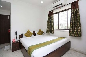 Classic Room | 1 bedroom, bed sheets - OYO 82237 Spandan Inn (Barasat)