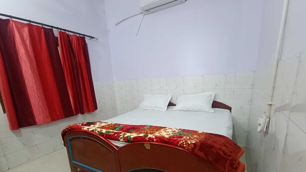 Classic Room | 1 bedroom, free WiFi - OYO HOME RAGHAV HOMESTAY (Faizabad)