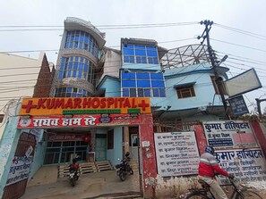 Front of property - OYO HOME RAGHAV HOMESTAY (Faizabad)