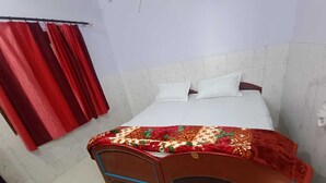 Classic Room | 1 bedroom, free WiFi - OYO HOME RAGHAV HOMESTAY (Faizabad)