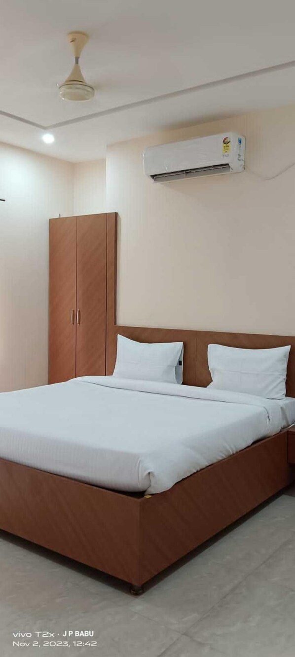 Classic Room | 1 bedroom, free WiFi
