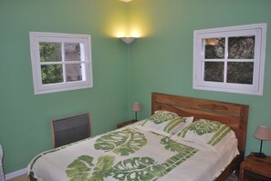 3 bedrooms, iron/ironing board, travel cot, free WiFi - A 5 Minutes à Pied des Plages de Pampelonne, Villa et Jardin Privatif (Ramatuelle)