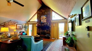 TV, lettore DVD, studio