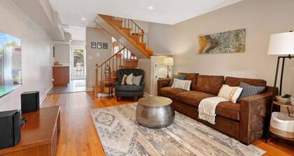 Fells Point Fenced in Yard Weber Gas Grill