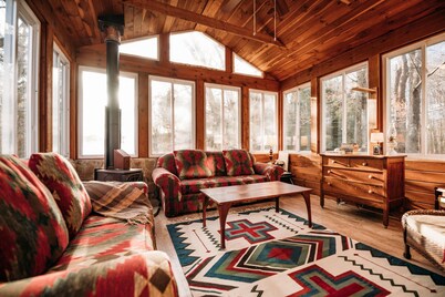 Poconos Retreat A Vintage Gem