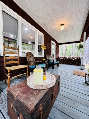 Fernwood Cottage A Poconos Retreat