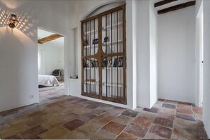 5 Schlafzimmer, Bügeleisen/Bügelbrett, Reisekinderbett, kostenloses WLAN