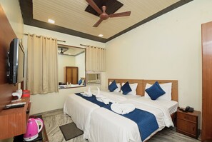 Family Triple Room | Free WiFi