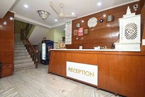 Reception - Hotel Paradise Continental (Jaipur)