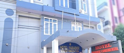 Fachada de la propiedad