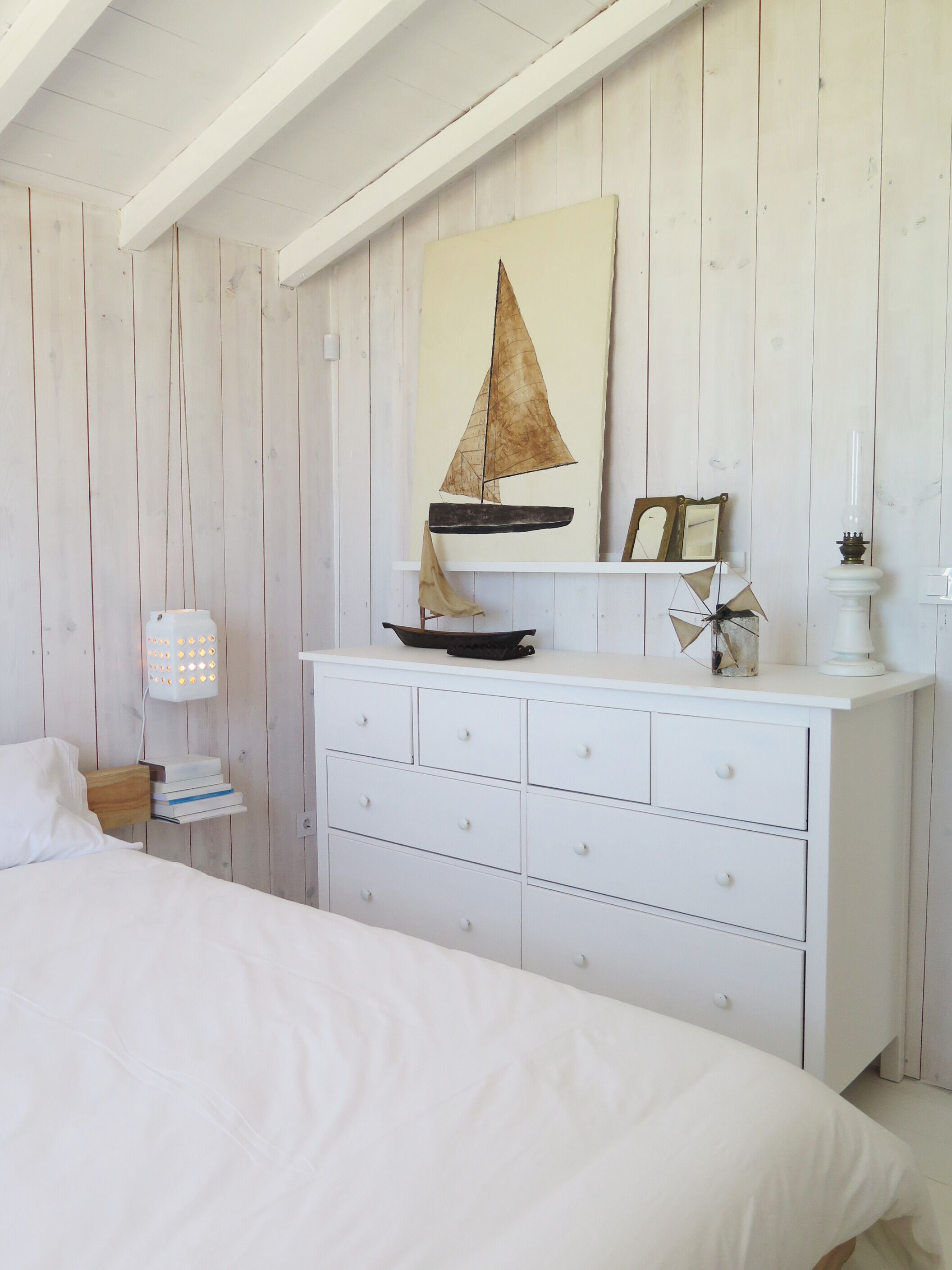 3 slaapkamers, een strijkplank/strijkijzer, wifi, beddengoed