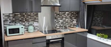 Apartment | Private kitchen | Fridge, microwave, oven, stovetop