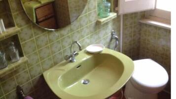 Towels, soap, toilet paper