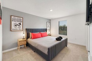 3 habitaciones, tabla de planchar con plancha, wifi y ropa de cama 