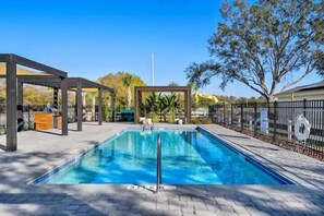 Pool - Themed family home w/kids playroom & pool (Kissimmee)