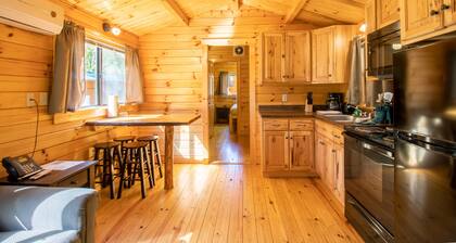 Lakeview Camp Cottage at Wilderness Presidential