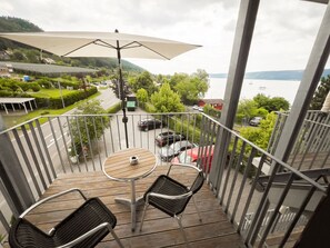 Dobbeltrom – standard, delvis utsikt mot innsjø | Utsikt mot innsjø