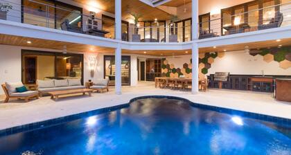 Stunning 7 BR Villa Manuel Antonio Sanctuary